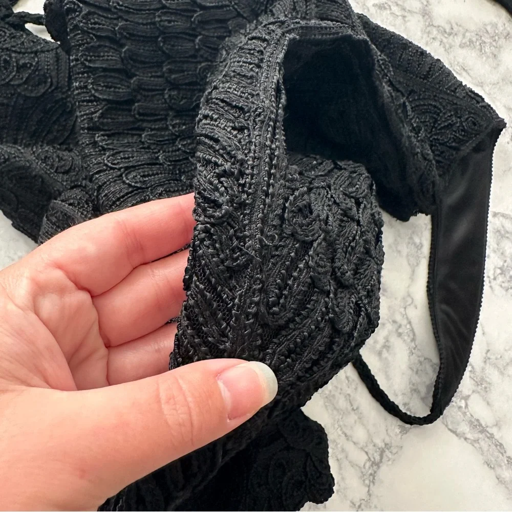 Sue Wong Vintage Black Crochet Halter Dress - Picture 12 of 15